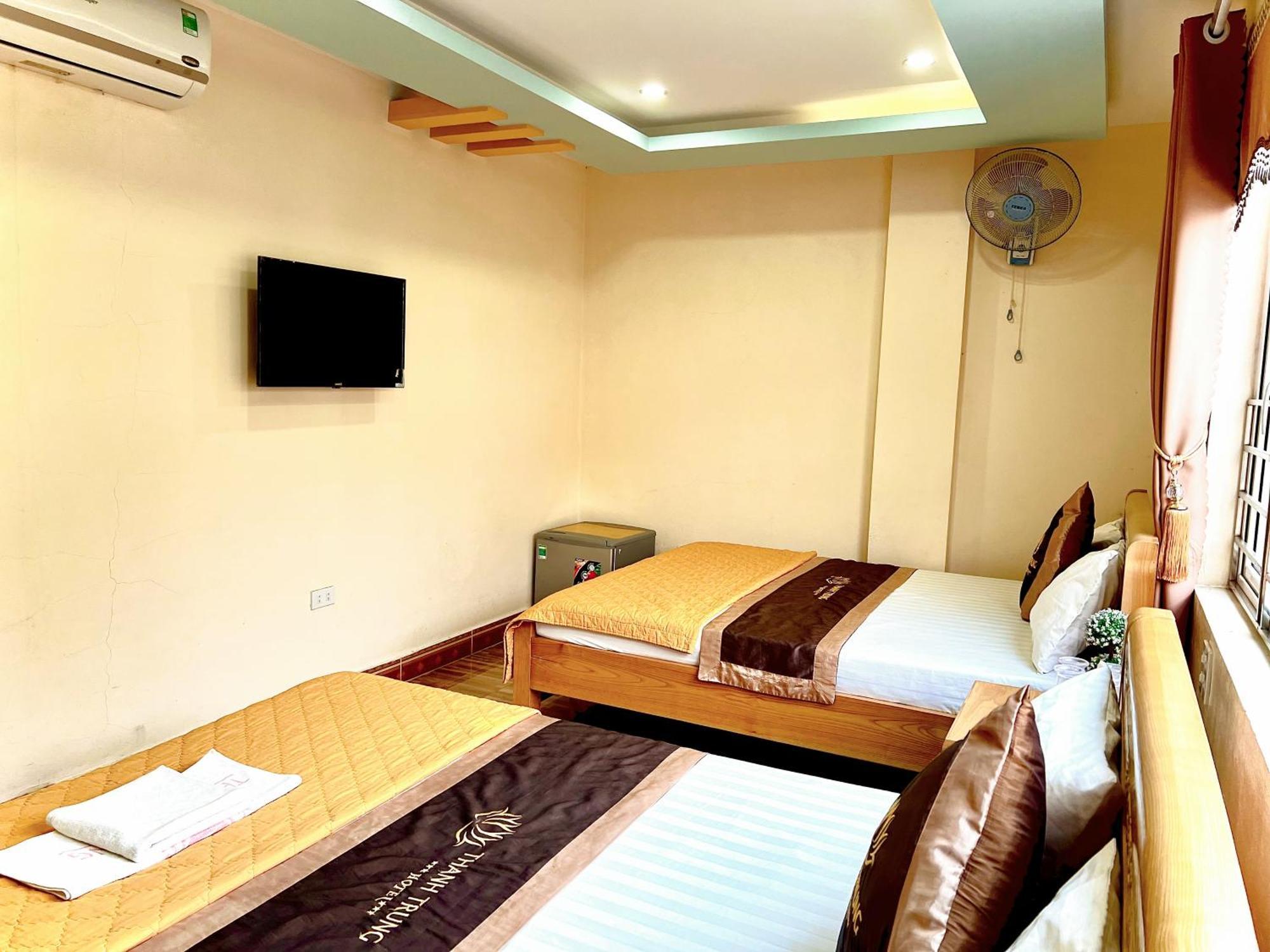 Thanh Trung Hotel Dong Khe Sau Exteriör bild